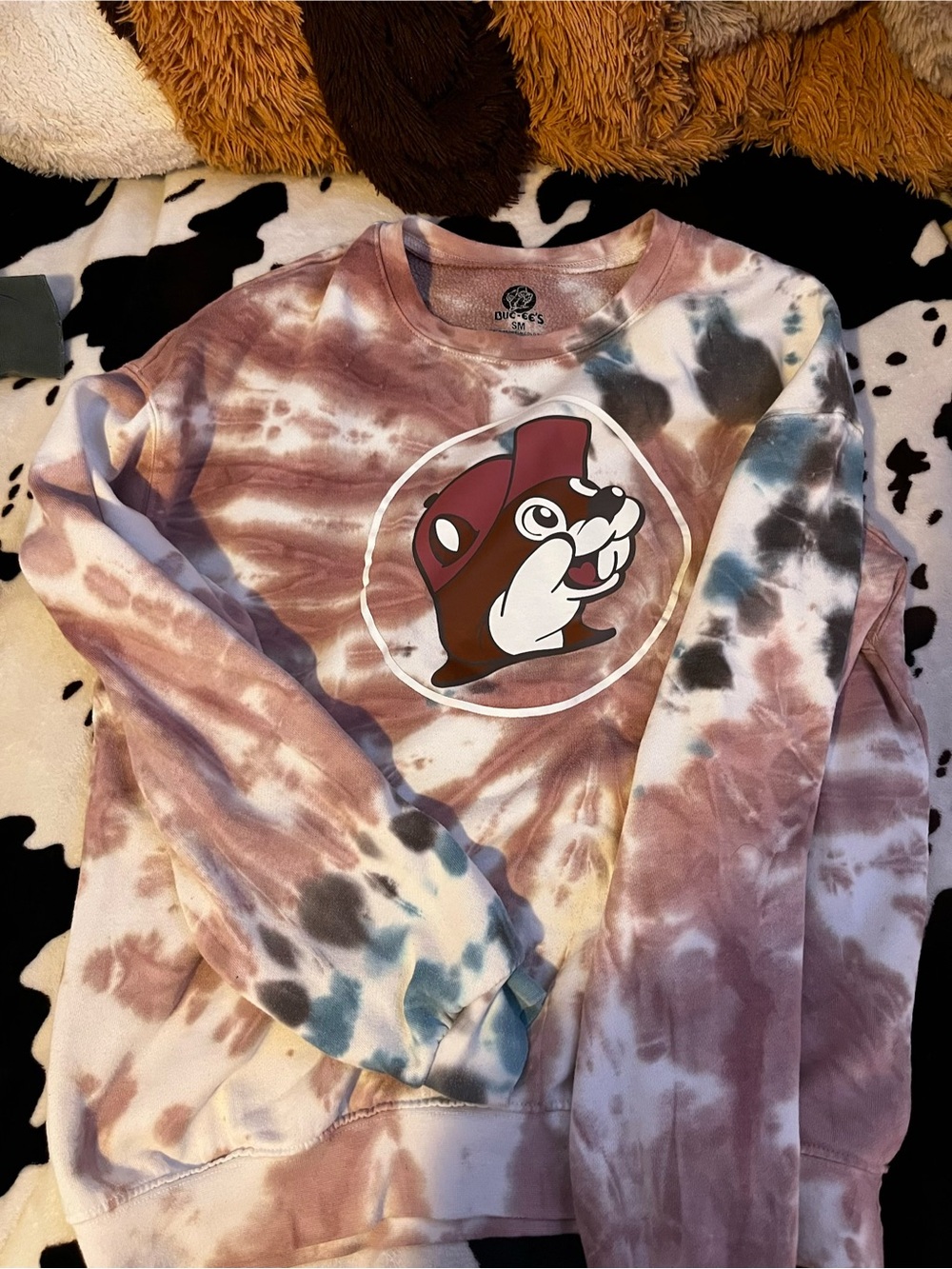 Buc-ee's Women's Tie-Dye Crewneck Sweater - Dusty Rose & Blue